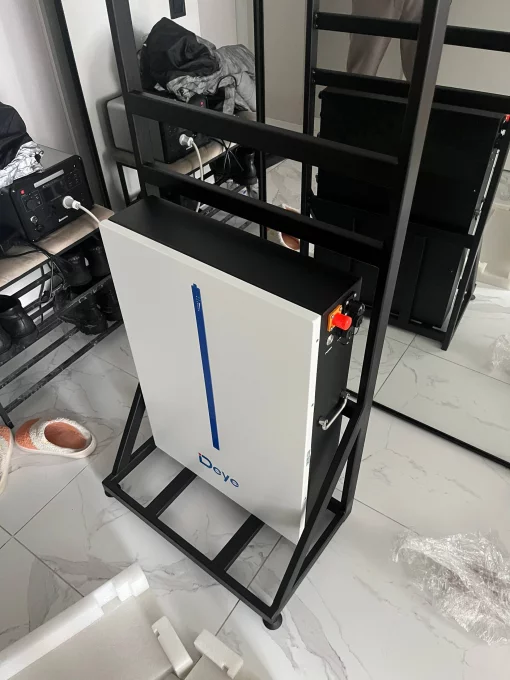 Стійка для інвертора та акумулятора полегшена